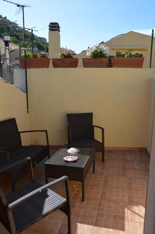 B&B Al Cortiletto Modica Centro Экстерьер фото